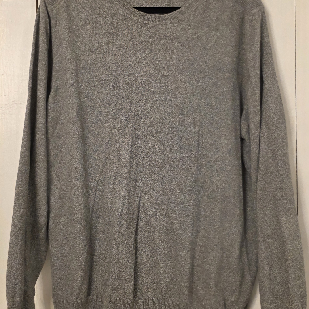 dip Men's Classic Gray Crewneck Sweater